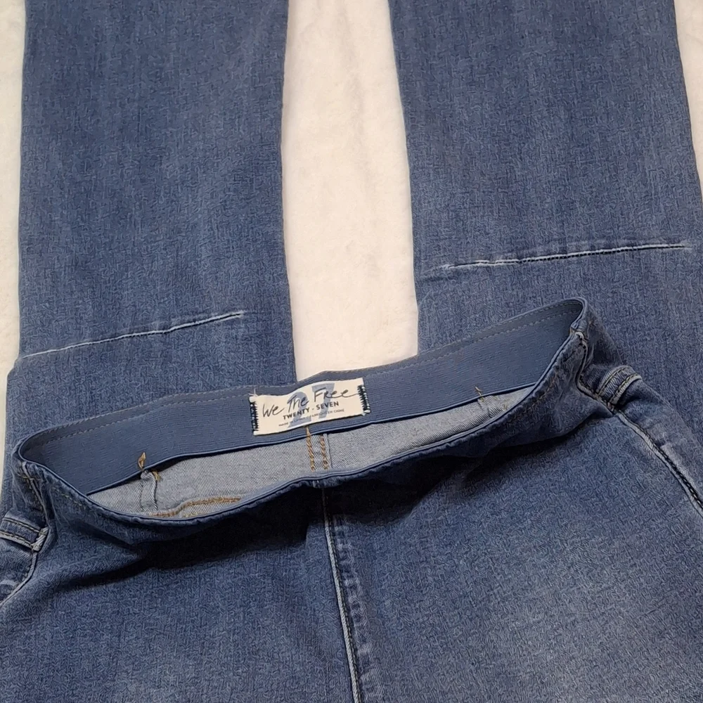 We The Free Penny Pull-On Wide Flare Soft Denim Blue Stretch Jeans Women Size 27 - Picture 9 of 16
